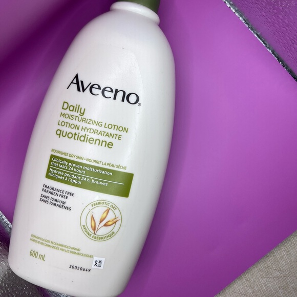 Aveeno daily moisturizing - Picture 2 of 5